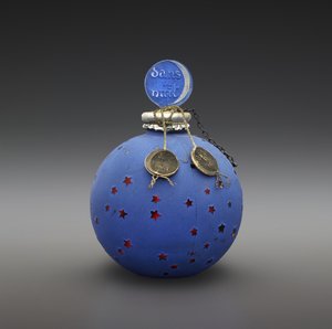 Dans la Nuit, bottle designed 1924, made c.1930 by Rene Jules Lalique