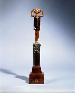 Buchbaumstatuette by Richard Joseph Luksch