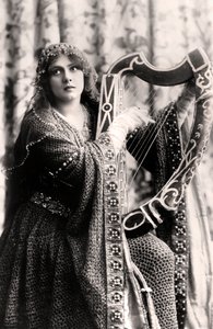 Lily Brayton, English actress