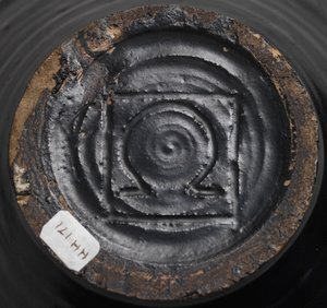 Black-glazed bowl, 1913-19 by Roger Eliot Fry