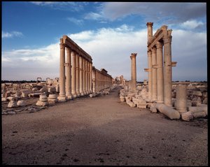 View of the Great Colonnade and the Monumental Arch