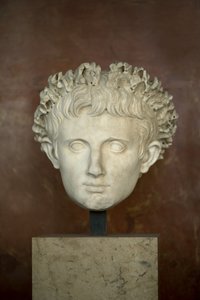 Head of the Emperor Augustus (63 BC - 14 AD) marble by Roman Roman