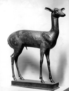 Figurine of a deer