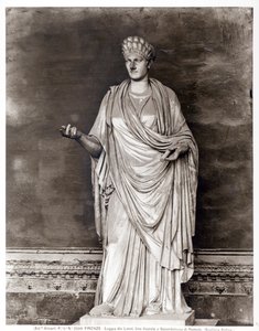 Statue of a Vestal Virgin or Priestess of Romulus by Roman Roman