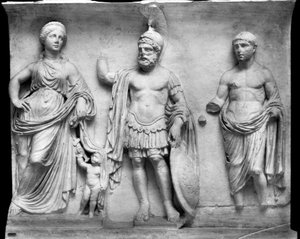 Venus, Mars and Divus Julius