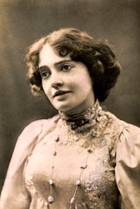Dorothea Baird, English actress, 1903