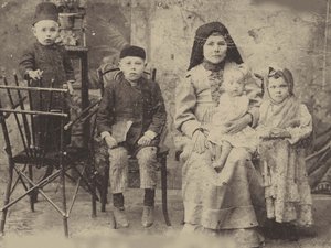 Kazan Tatar Family by Russian Photographer