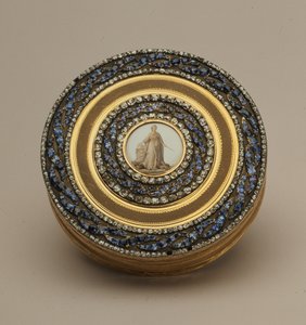 Snuffbox with later miniature of a monument to Catherine II, by Johann Gottlieb Scharff, St. Petersburg, 1776