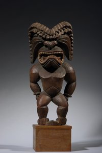 Hawaiian figure, kona style, representing the god of war, ku ka ’ili moku, c.1780-1820