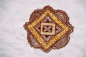 Places Painting Mandna at Jawaly Kala Keuarra, Jaipur, Rajasthan by School Indian