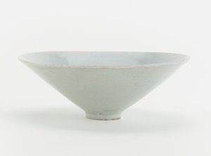 Bowl with Moulded Design of Phoenix and Flowers