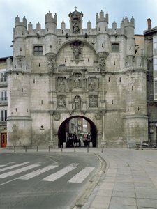 Arco de Santa Maria, once part of the city walls