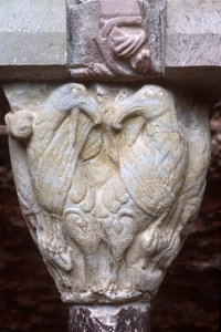 Detail of an arcade capital with sculpture of two birds by Spanish School