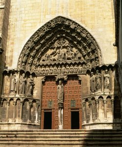 The Portada del Sarmental, south transept, c.1235