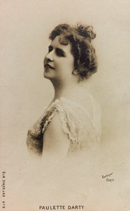 Portrait of the French singer Paulette de Bardy, known as Paulette Darty; postcard