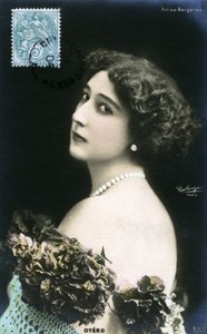 The beautiful Otero with the follies Bergères, postcard early 20th century