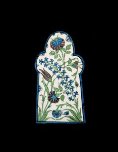 Shaped tile, Damascus, late 16th century by Syrian School