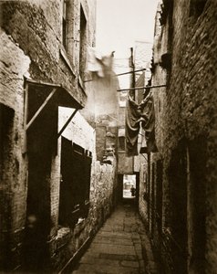 Close, 101 High Street, Glasgow, c.1878