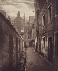 Close, No. 115 High Street by Thomas Annan