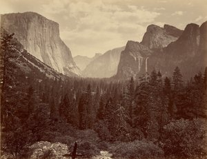 Yosemite Valley from Mariposa Trail