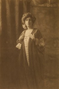 Laura Dreyfus Barney