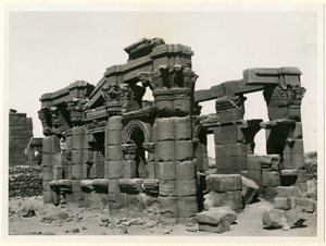 Roman kiosk, Naqa, Sudan by Ugo Monneret de Villard