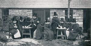 A Welsh tea party, 1912 by Unbekannt