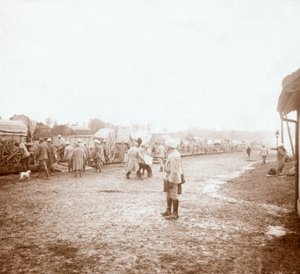 Arriving at Revigny, Northern France, c1914-c1918 by Unbekannt