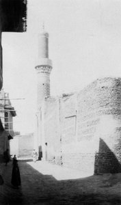 Backstreet and Old Mosque, Baghdad, Iraq, 1917-1919