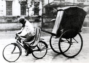 Bicycle taxi, German-occupied Paris by Unbekannt