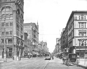 Broadway, North from Chestnut Street, St. Louis, Missouri, USA, c1900 by Unbekannt