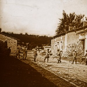 Building Defences by Unbekannt