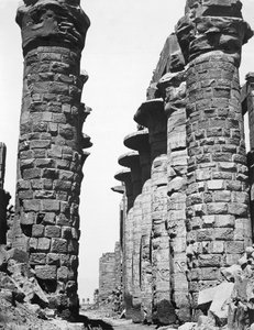 Central Alley of the Great Temple at Karnak, Egypt by Unbekannt