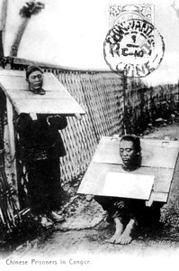 Chinese prisoners in cangues