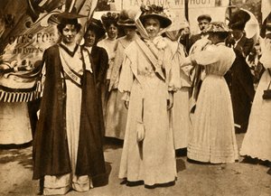 Christabel Pankhurst and Emmeline Pethick-Lawrence, Hyde Park, London, 21 June 1908