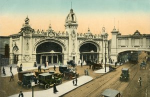Coronation Exhibition, Wood Lane Entrance, London, 1911 by Unbekannt