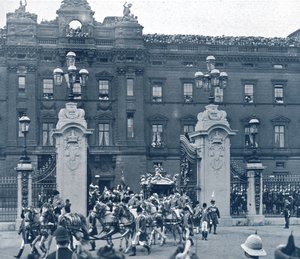 Coronation of King George V and Queen Mary, London by Unbekannt