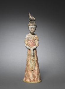 Court Lady with High Chignon