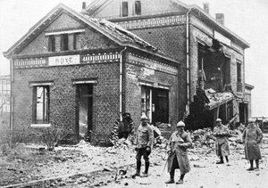 Damaged Railway Station at Roye, France, First World War, 1918, c. 1920 by Unbekannt