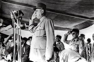 De Gaulle in Algeria, May 1958 by Unbekannt