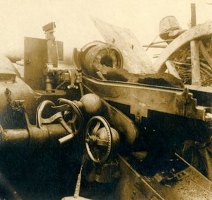 Destroyed Cannon by Unbekannt