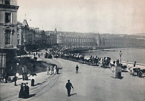 Douglas - General View of the Promenade, 1895 by Unbekannt