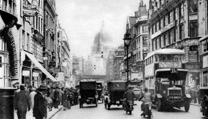 Fleet Street as seen from opposite Salisbury Court, London, 1926-1927 by Unbekannt