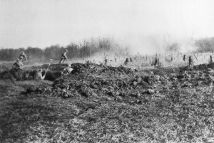 French Counter-Attack Between the Somme and the River Oise, Picardy, France by Unbekannt