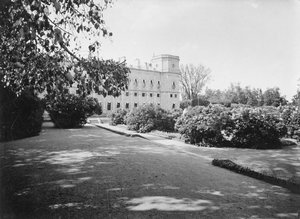 Garden by the Arsenal Square of the Gatchina Palace