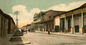 Guantanamo - Calle Calixto Garcia by Unbekannt