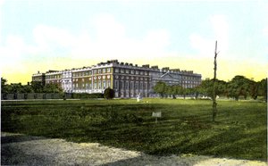 Hampton Court Palace, London, 20th Century by Unbekannt