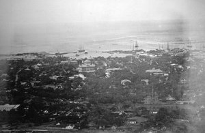 Honolulu port, Hawaii by Unbekannt