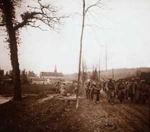 Infantry, Genicourt, northern France by Unbekannt