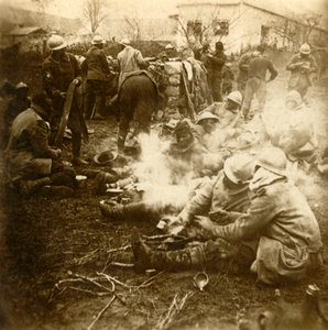 Infantrymen at Makeshift Kitchen, Cussy Farm, Craonne, Northern France